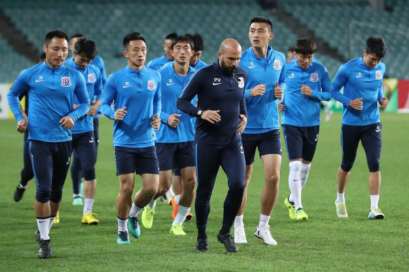 乐动体育- 今晨华盛顿奇才备战亚冠，止住颓势细节曝光，话题不断，赛季目标并未改变